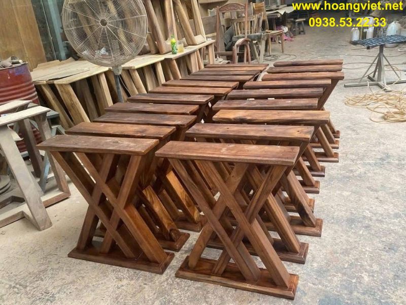 Chân bàn 2x bằng gỗ me tây. Chân bàn 2x bằng gỗ me tây.