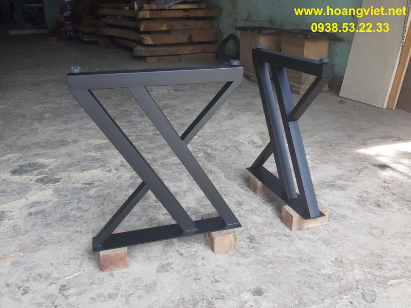 Chân bàn sắt chữ Z Chân bàn sắt chữ Z