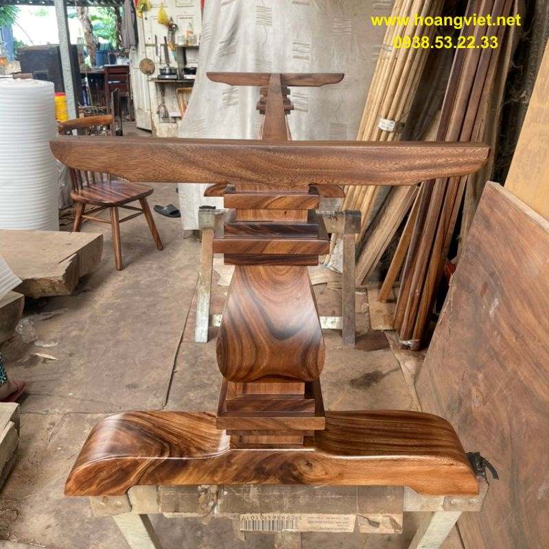 Chân bàn dài gỗ me tây Chân bàn dài gỗ me tây
