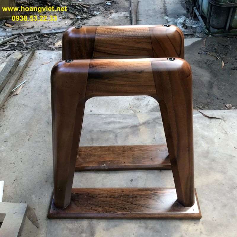 Chân bàn dài gỗ me tây Chân bàn dài gỗ me tây
