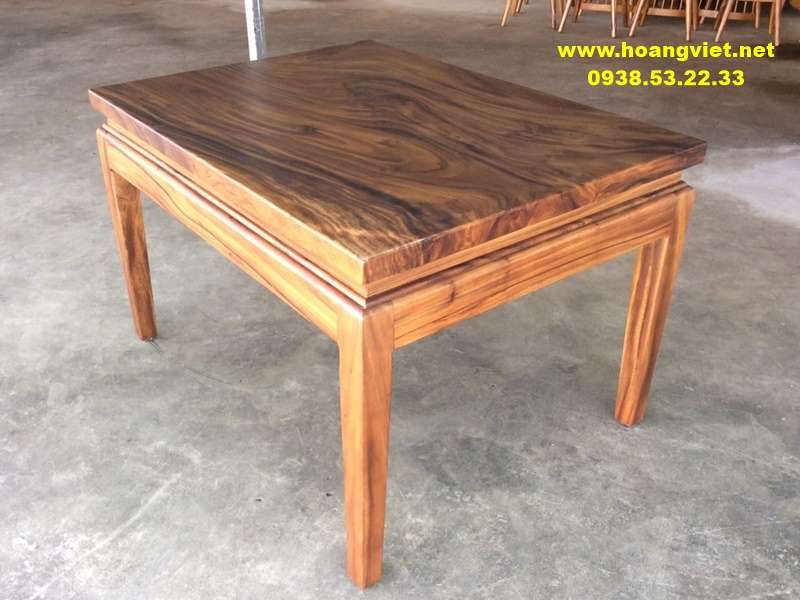 Chân bàn gỗ cổ điển Chân bàn gỗ cổ điển