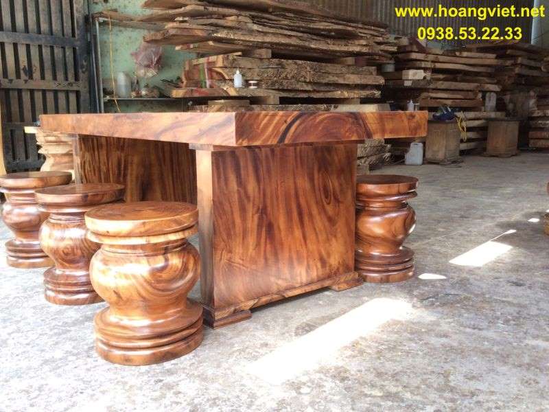 Chân bàn gỗ me tây nguyên khối Chân bàn gỗ me tây nguyên khối