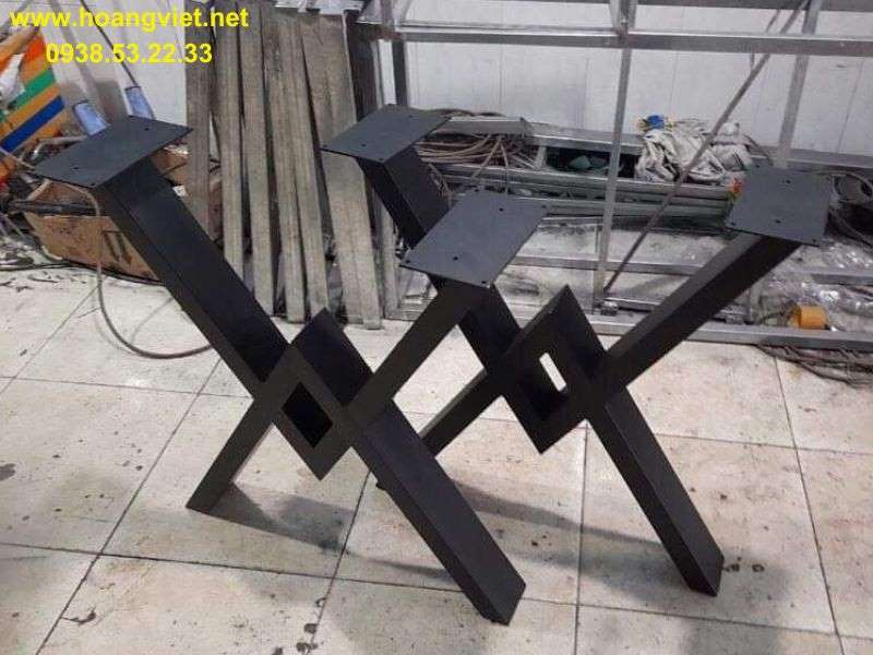 Chân bàn sắt đẹp và giá rẻ Chân bàn sắt đẹp và giá rẻ