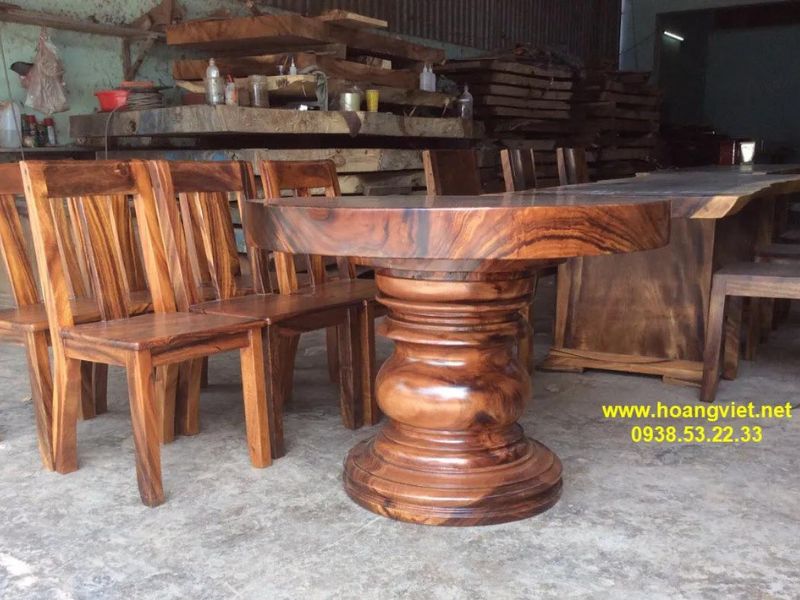 Chân bàn tròn gỗ me tây nguyên khối 1 trụ Chân bàn tròn gỗ me tây nguyên khối 1 trụ