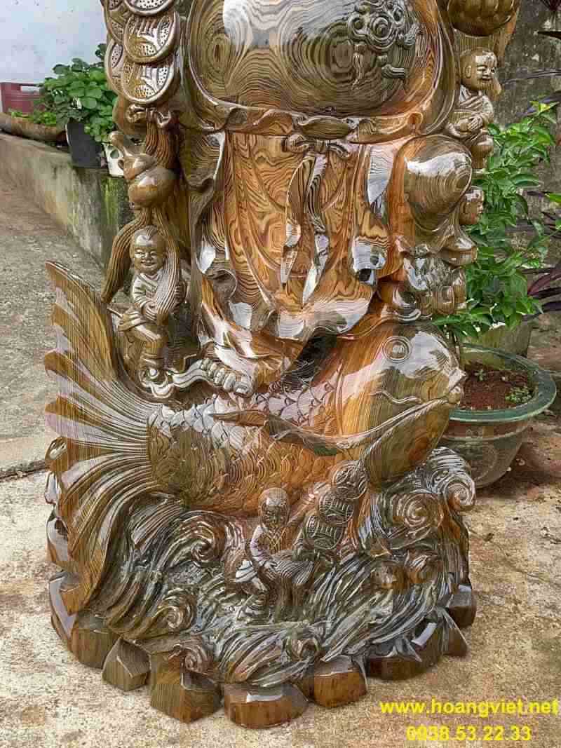 Phật di lặc cưỡi cá chép gỗ thủy tùng cao 1m97 Phật di lặc cưỡi cá chép gỗ thủy tùng cao 1m97