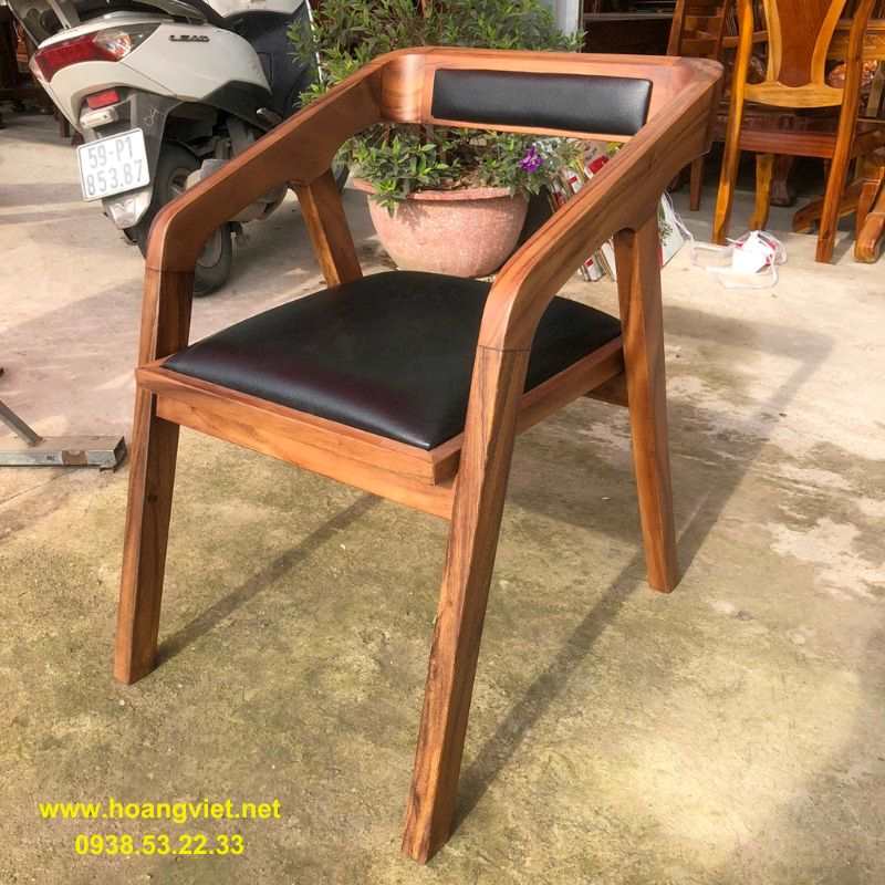 Ghế ăn katakana bằng gỗ me tây Ghế ăn katakana bằng gỗ me tây