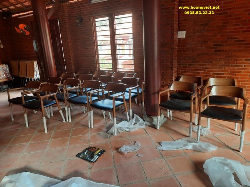 Ghế bàn ăn hiroshima tựa cao bằng gỗ cao su Ghế bàn ăn hiroshima tựa cao bằng gỗ cao su