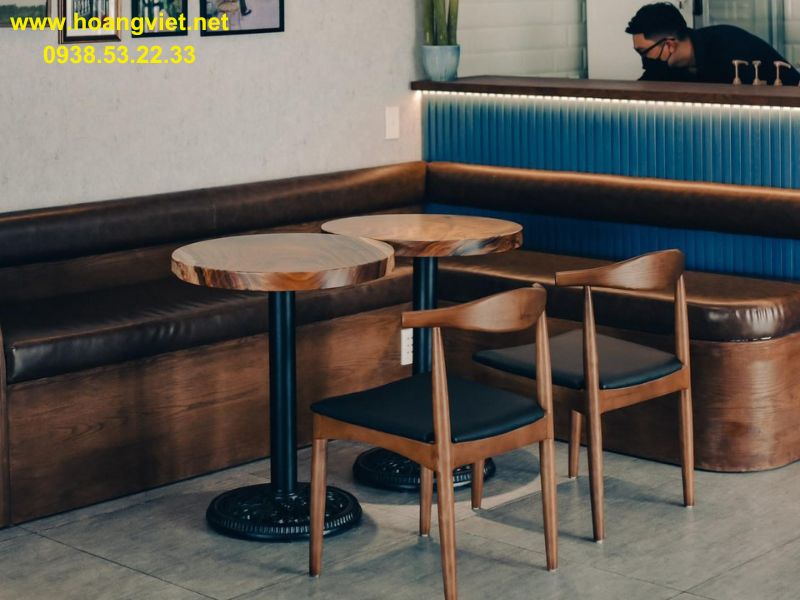 Bàn tròn cafe gỗ me tây kết hợp ghế băng dài  Bàn tròn cafe gỗ me tây kết hợp ghế băng dài