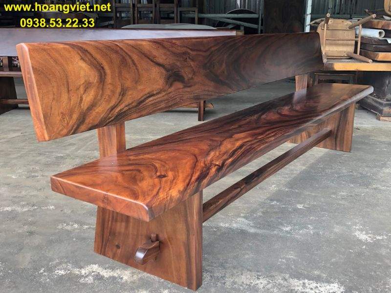 Ghế bằng dài có tựa gỗ me tây nguyên khối dài 2m5 Ghế bằng dài có tựa gỗ me tây nguyên khối dài 2m5