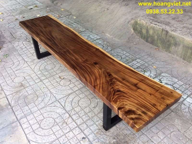 Ghế băng dài gỗ me tây đơn giản chân sắt Ghế băng dài gỗ me tây đơn giản chân sắt