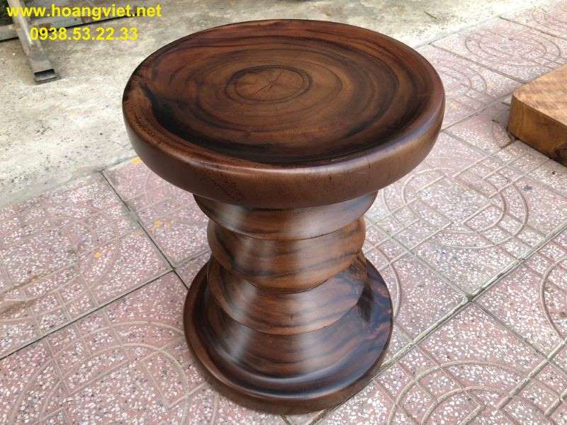 Ghế đôn gỗ me tây tròn nguyên khối hiện đại. Ghế đôn gỗ me tây tròn nguyên khối hiện đại.