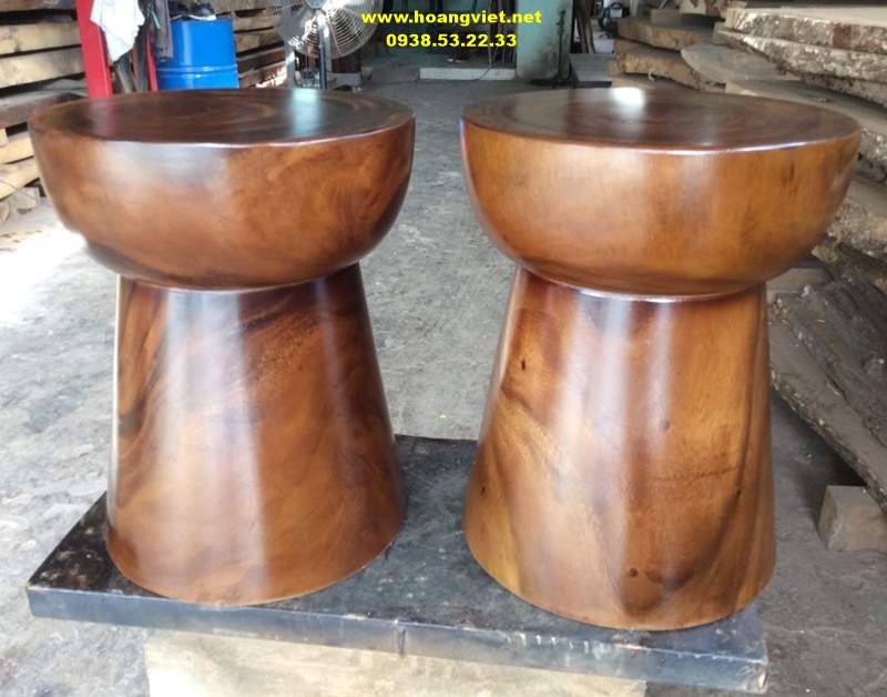 Ghế đôn gỗ tròn nguyên khối đẹp. Ghế đôn gỗ tròn nguyên khối đẹp.