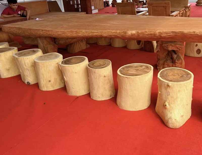 Ghế đôn gỗ nguyên khối tròn tự nhiên Ghế đôn gỗ nguyên khối tròn tự nhiên