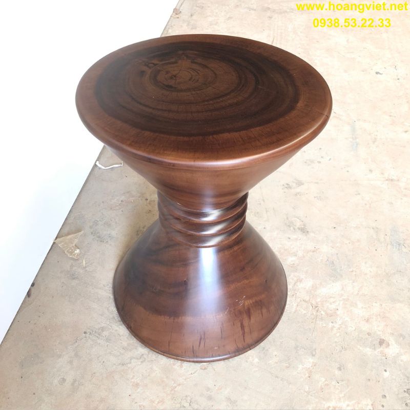 Ghế đôn tròn gỗ me tây nguyên khối Ghế đôn tròn gỗ me tây nguyên khối