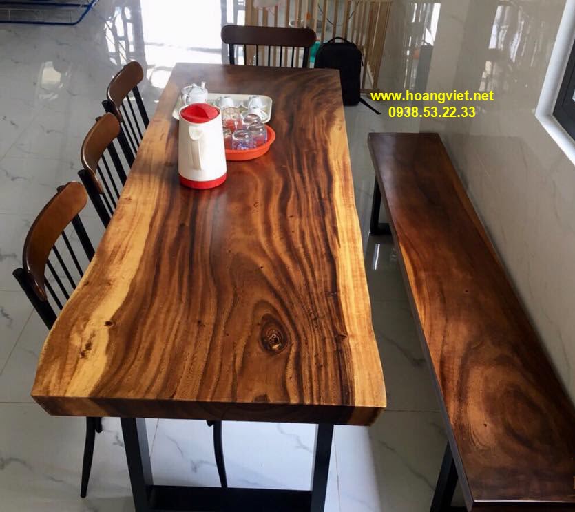 Giá bộ bàn ăn gỗ me tây nguyên khối 70x5x204cm Giá bộ bàn ăn gỗ me tây nguyên khối 70x5x204cm