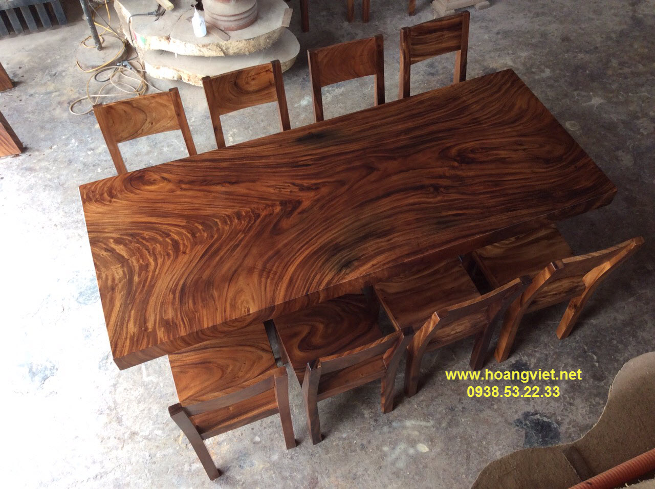 Bộ bàn 8 ghế gỗ me tây(đã tẩm sấy) Bộ bàn 8 ghế gỗ me tây(đã tẩm sấy)