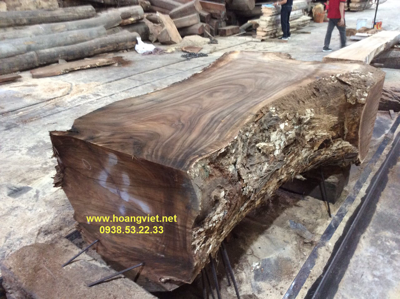 Gỗ còng Campuchia Gỗ còng Campuchia