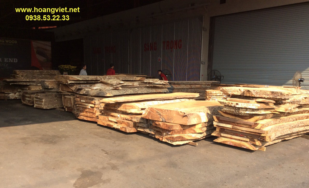 Phôi gỗ me tây chuẩn bị đưa vào lò sấy(chúng tôi sấy gia công ở cty Sang Trọng) Phôi gỗ me tây chuẩn bị đưa vào lò sấy(chúng tôi sấy gia công ở cty Sang Trọng)