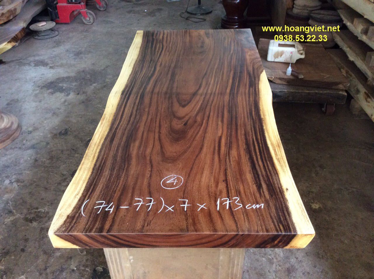 Mặt bàn nguyên bìa gỗ me tây, (74-77)x7x173cm Mặt bàn nguyên bìa gỗ me tây, (74-77)x7x173cm