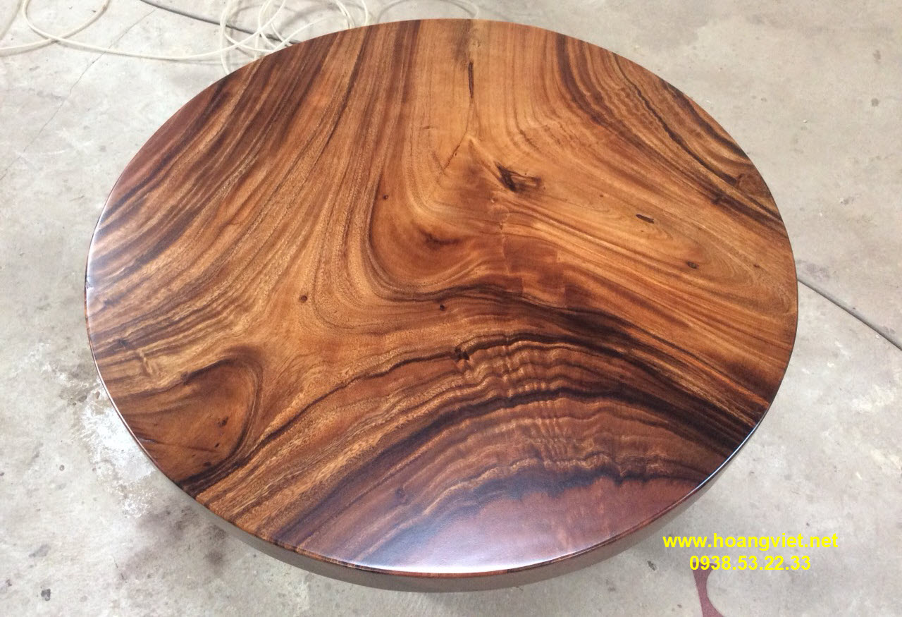 Giá bàn tròn bằng gỗ me tây vân đẹp đường kính 80cm dày 5cm là 2.8 triệu Giá bàn tròn bằng gỗ me tây vân đẹp đường kính 80cm dày 5cm là 2.8 triệu