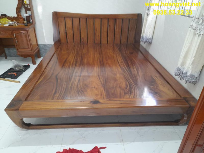 Giường gỗ me tây chân quỳ kiểu Nhật Giường gỗ me tây chân quỳ kiểu Nhật