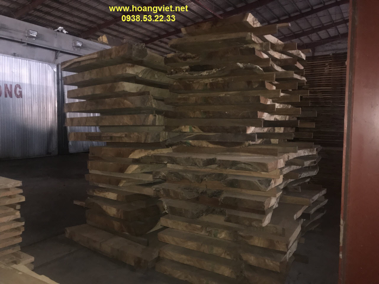 Gỗ me tây sau khi sấy Gỗ me tây sau khi sấy