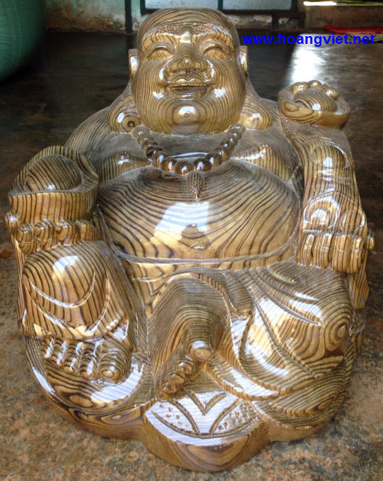 Tượng di lặc ngồi tiền gỗ thủy tùng 40cm x 40cm Tượng di lặc ngồi tiền gỗ thủy tùng 40cm x 40cm