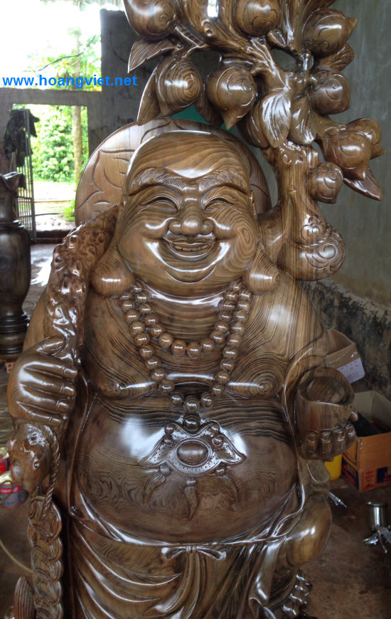 Tượng phật di lặc bằng gỗ thủy tùng cao 1.67m Tượng phật di lặc bằng gỗ thủy tùng cao 1.67m