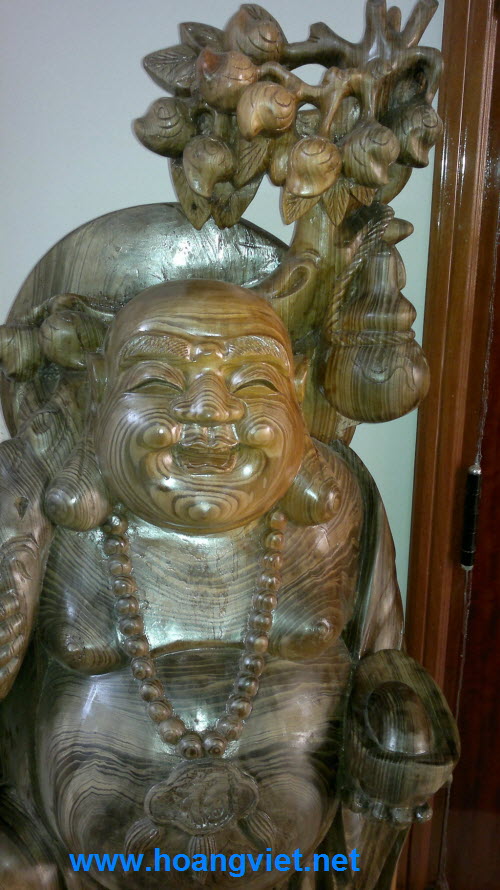 Chi tiết tượng di lặc gỗ thủy tùng 1 chi tiết Tượng di lặc gỗ thủy tùng 1