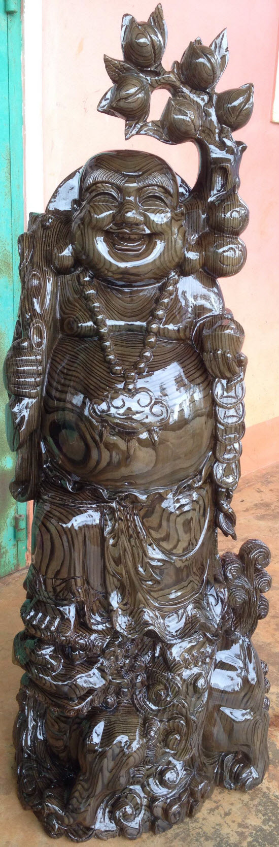 Tượng phật di lặc bằng gỗ thủy tùng cao 1.0m Tượng phật di lặc bằng gỗ thủy tùng cao 1.0m