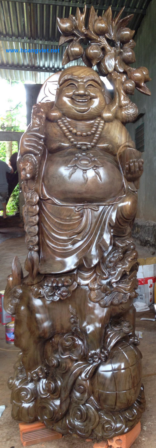 Tượng phật di lặc bằng gỗ thủy tùng cao 1.67m Tượng phật di lặc bằng gỗ thủy tùng cao 1.67m