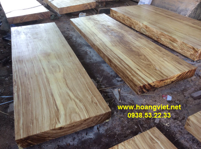 Bộ ngựa gỗ hương xám Nam Phi