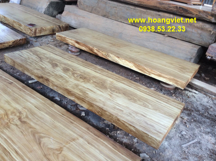 Bộ ngựa gỗ hương xám Nam Phi