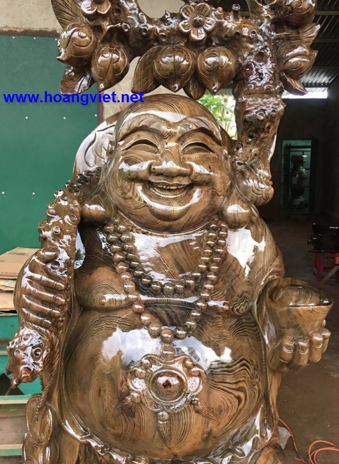 Tượng phật di lặc bằng gỗ thủy tùng Tượng phật di lặc bằng gỗ thủy tùng