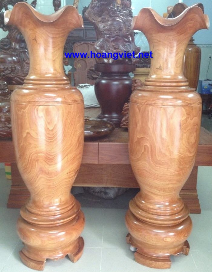 Lộc bình bằng gỗ gõ đỏ Lộc bình bằng gỗ gõ đỏ