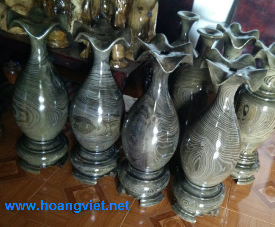Lộc bình gỗ quý thủy tùng  Lộc bình gỗ quý thủy tùng