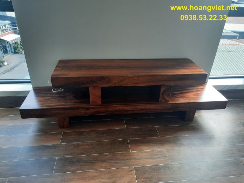 Kệ tivi gỗ tự nhiên me tây nguyên khối Kệ tivi gỗ tự nhiên me tây nguyên khối