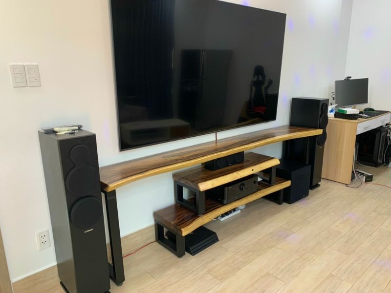 Kệ tivi treo tường 3 tầng gỗ me tây Kệ tivi treo tường 3 tầng gỗ me tây