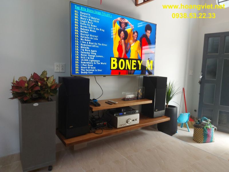 Kệ tivi treo tường gỗ sồi Mỹ nguyên tấm Kệ tivi treo tường gỗ sồi Mỹ nguyên tấm