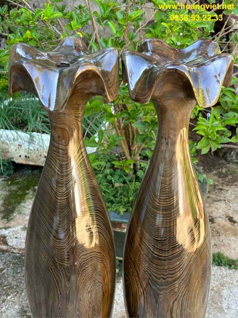 Lọ hoa gỗ thủy tùng cao 95cm đường kính 22cm Lọ hoa gỗ thủy tùng cao 95cm đường kính 22cm