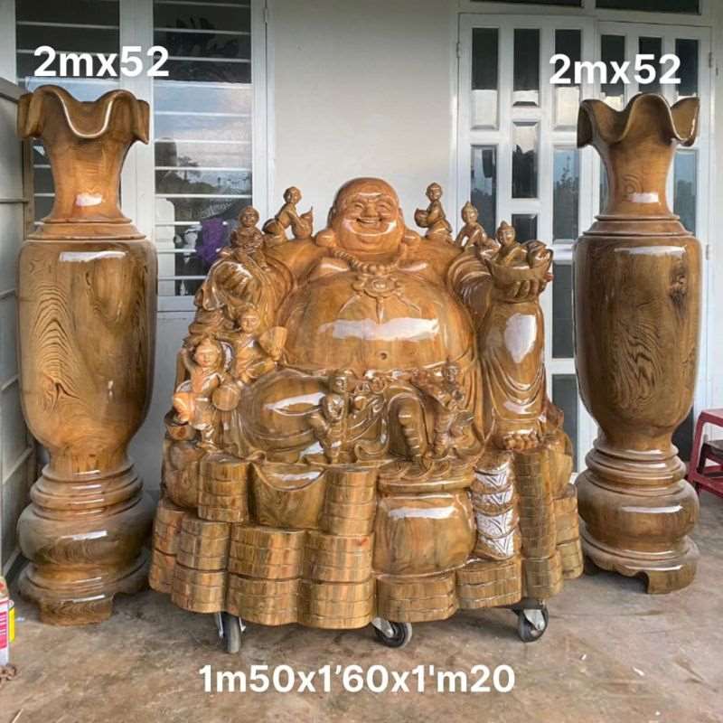 Lộc bình và tượng di lặc ngồi gỗ thủy tùng Lộc bình và tượng di lặc ngồi gỗ thủy tùng