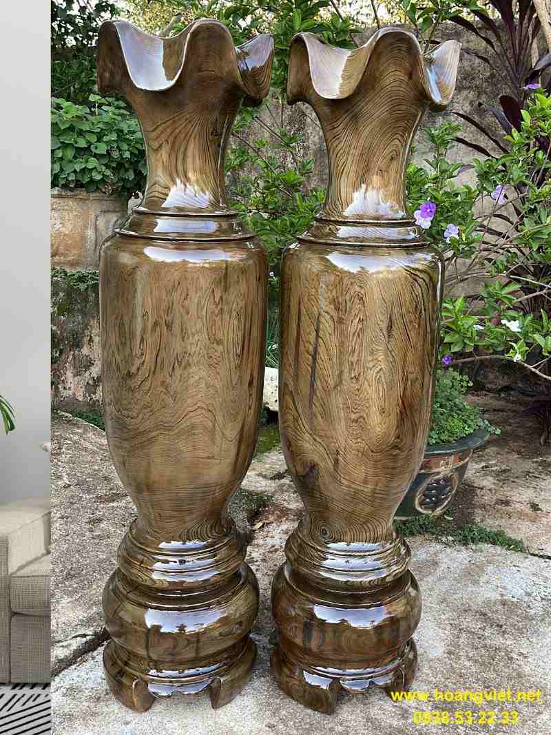 Lục bình gỗ thủy tùng cao 117cm đường kính 31cm Lục bình gỗ thủy tùng cao 117cm đường kính 31cm