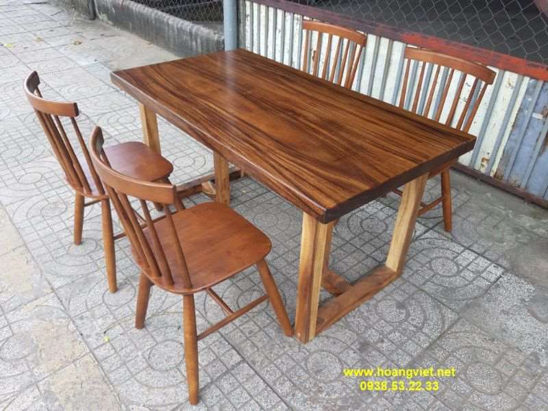 Bàn ăn gỗ me tây 4 ghế  Bàn ăn gỗ me tây 4 ghế