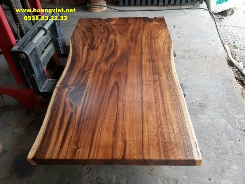 Mặt bàn ăn gỗ me tây nguyên tấm dài 1m85 Mặt bàn ăn gỗ me tây nguyên tấm dài 1m85