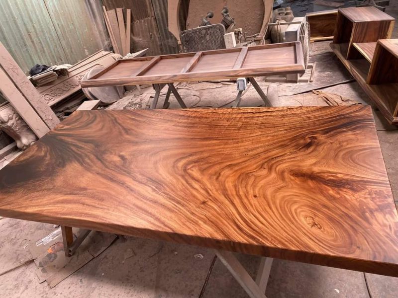 Mặt bàn dài gỗ me tây nguyên tấm Mặt bàn dài gỗ me tây nguyên tấm