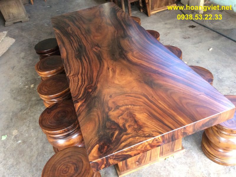 Mặt bàn dài gỗ me tây nguyên khối Mặt bàn dài gỗ me tây nguyên khối