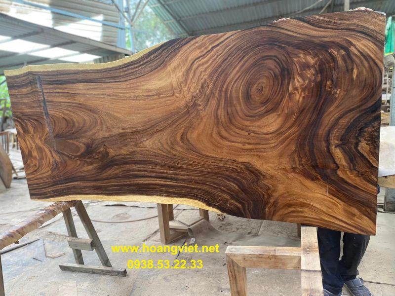 Mặt bàn gỗ còng(gỗ me tây) cạnh tự nhiên đẹp Mặt bàn gỗ còng(gỗ me tây) cạnh tự nhiên đẹp