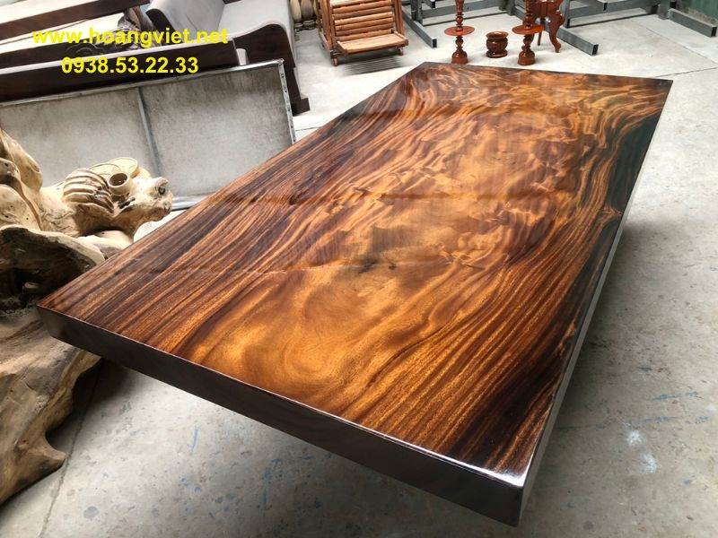 Mặt bàn gỗ tự nhiên me tây nguyên khối  Mặt bàn gỗ tự nhiên me tây nguyên khối