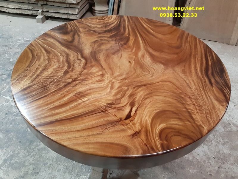 Mặt bàn me tây tròn đẹp và giá trị Mặt bàn me tây tròn đẹp và giá trị