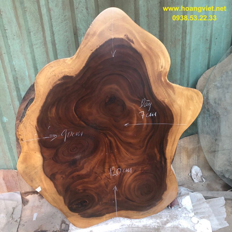 Bàn trà tròn gỗ me tây cạnh tự nhiên Bàn trà tròn gỗ me tây cạnh tự nhiên